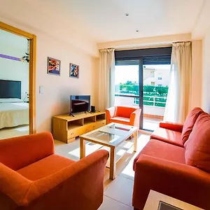 apartamentos-adaria-vera.es-andalucia.com/